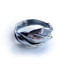 Indlæs billede til gallerivisning ShinyWave V8 -Unika-fingerring i Sterling sølv
